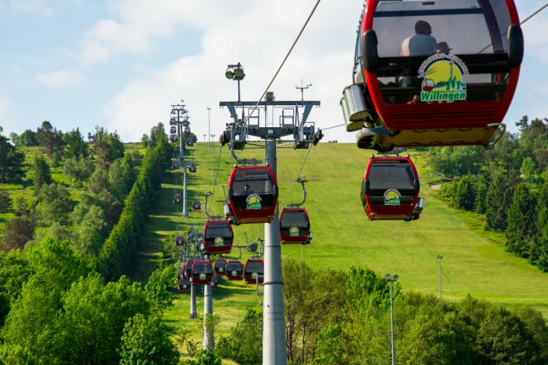 Gondeln der Ettelsbergseilbahn in Willingen